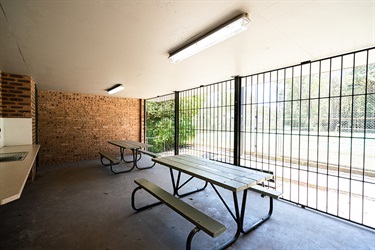 Lindfield Soldiers Memorial Park tennis shelter