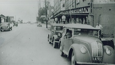 Pacific Hwy, Gordon ca.1940 Looking north towards Park Ave