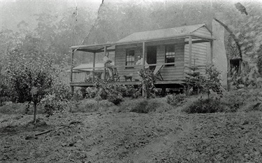 The Holmes family house Roseville ca.1910