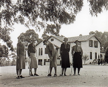 Golf at Pymble 1937 Image appeared in 'Golf in Australia'