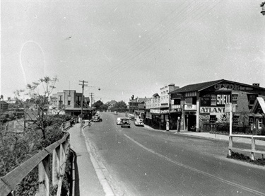 Pacific Hwy, Pymble looking south 1948 Ted Hutchinson collection