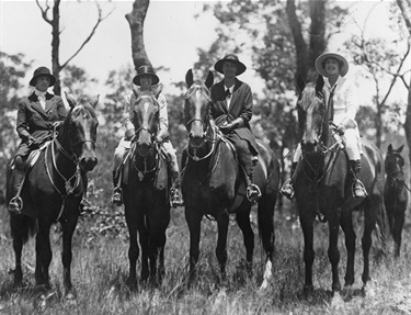 St Ives Show Horse competitors ca.1924