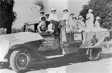 VAD fund-raising lorry ca.1940