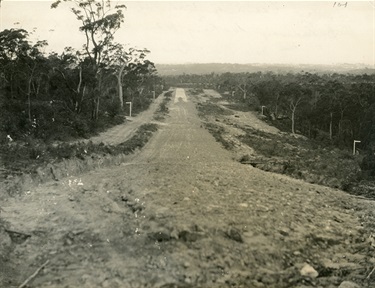 Crown of Wahroonga Estate 1927  The Broadway looking from Fox Valley Rd