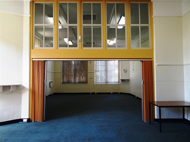 Gordon Library Meeting Room 1 interior
