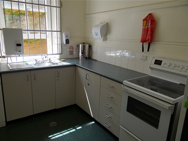 Gordon Library Meeting Room 1 kitchen