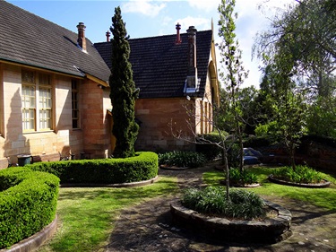 Gordon Library Meeting Room exterior building and garden area