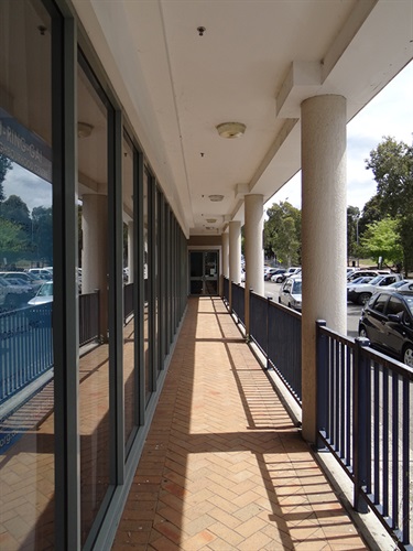 St Ives Library Meeting Room pathway