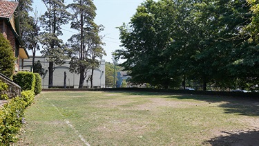 Turramurra Seniors Centre / Community Hall lawn