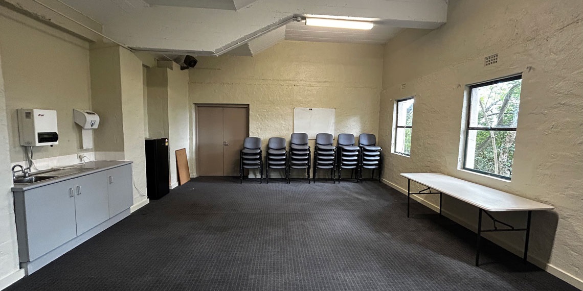 Ku-ring-gai-Town-Hall-meeting-room