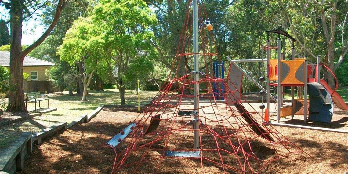 St Ives Memorial Park playground