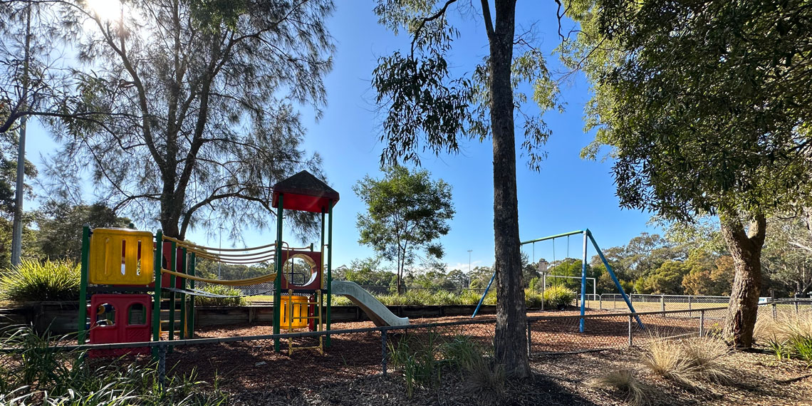 mimosa-oval-playground