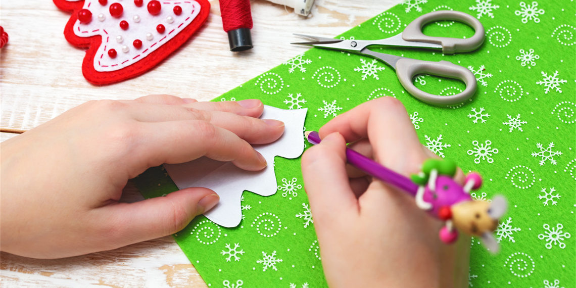 Christmas Craft-a-noon at Lindfield Library